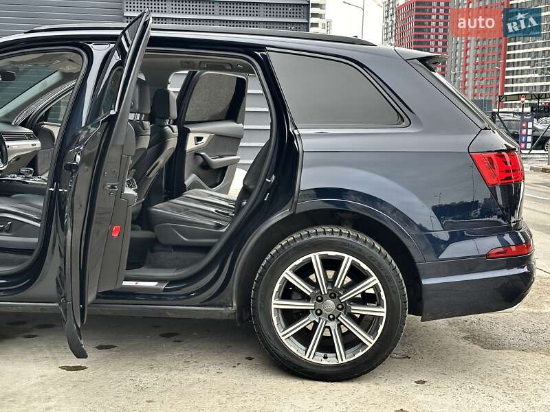 Audi Q7 2015