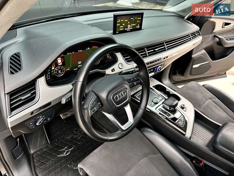 Audi Q7 2015