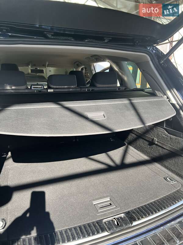 Volkswagen Touareg 2013