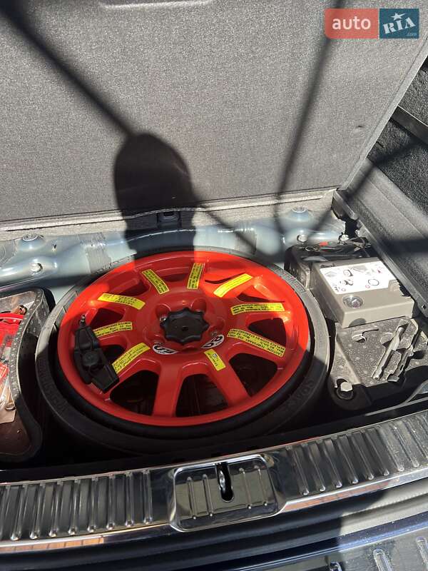 Volkswagen Touareg 2013