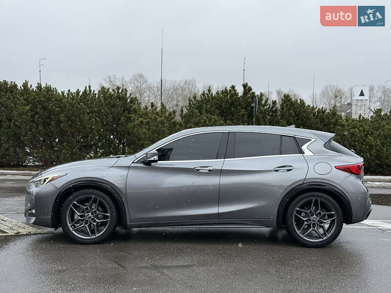 Infiniti QX30 2017