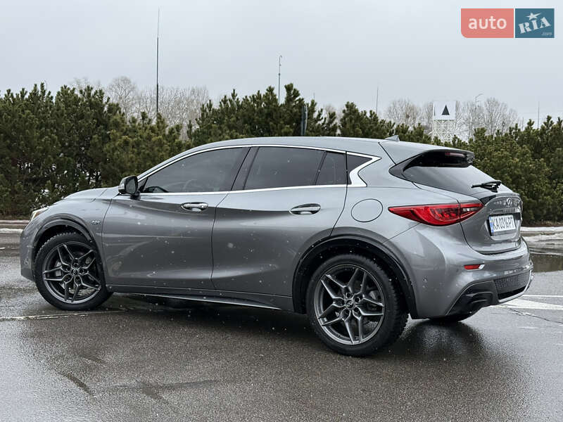 Infiniti QX30 2017