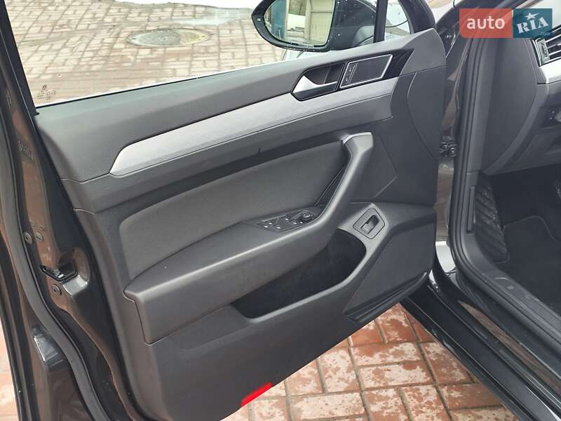 Volkswagen Passat 2020