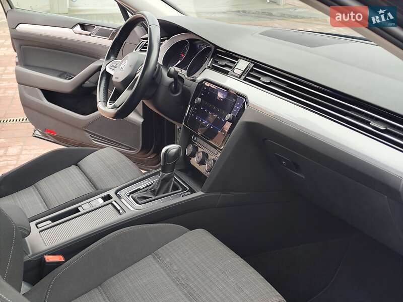 Volkswagen Passat 2020