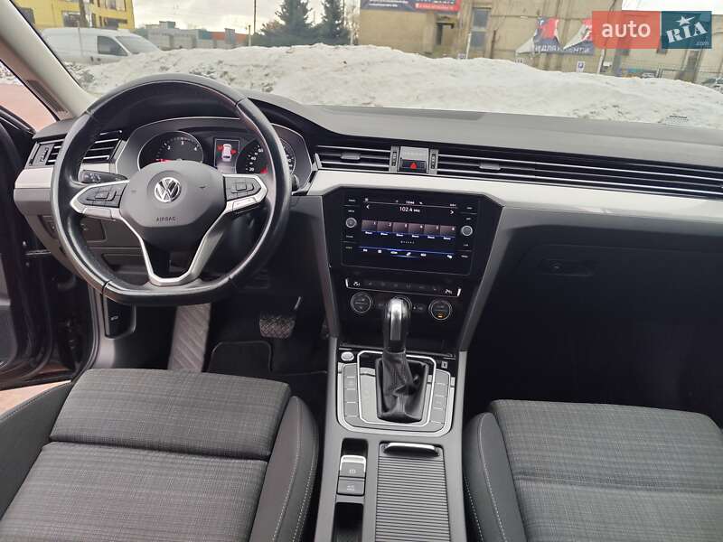 Volkswagen Passat 2020