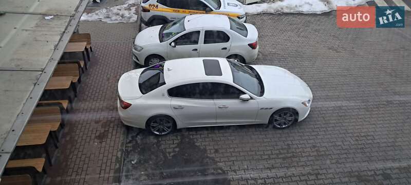 Maserati Quattroporte 2017