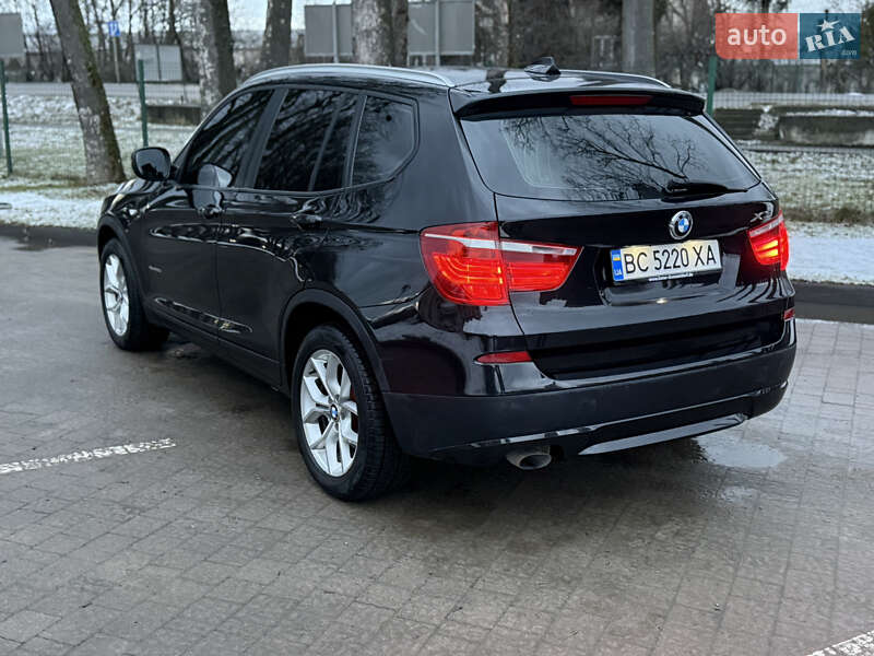 BMW X3 2011