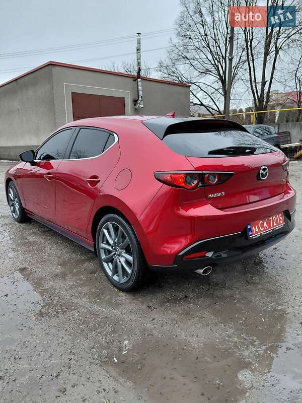 Mazda 3 2019