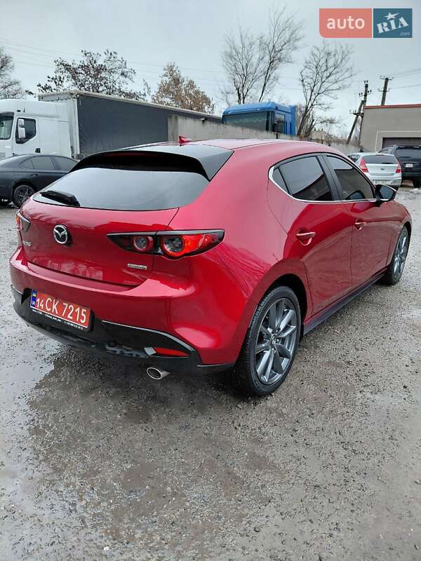 Mazda 3 2019