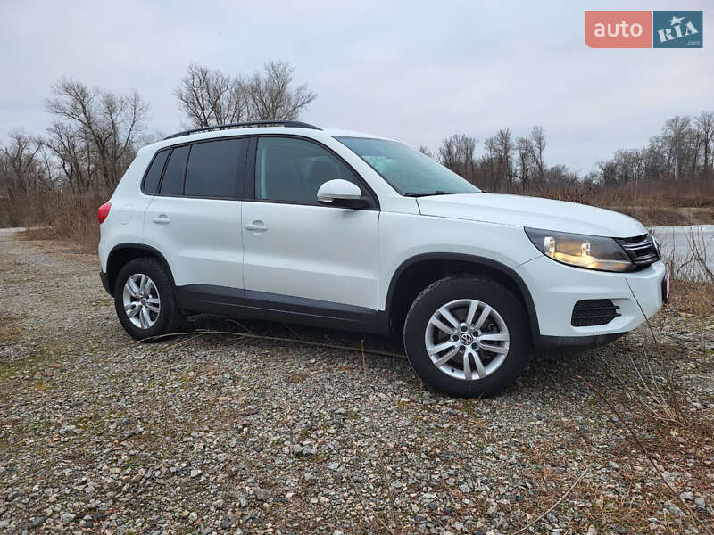 Volkswagen Tiguan 2015