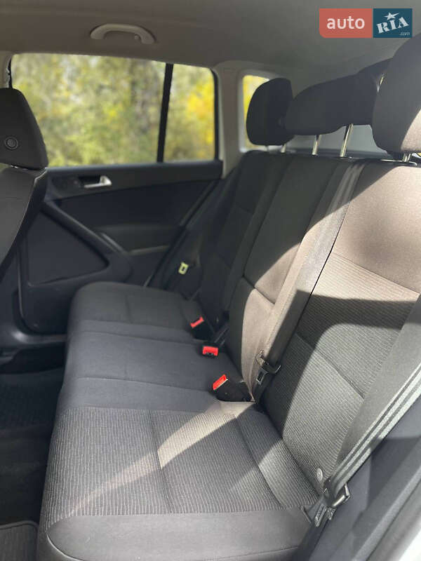 Volkswagen Tiguan 2015