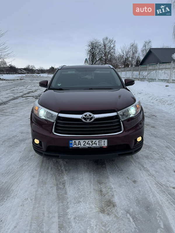 Toyota Highlander 2016