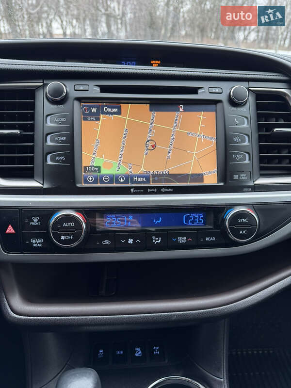 Toyota Highlander 2016