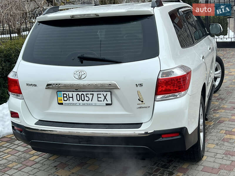 Toyota Highlander 2011