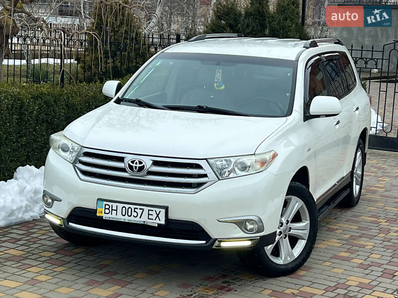 Toyota Highlander 2011