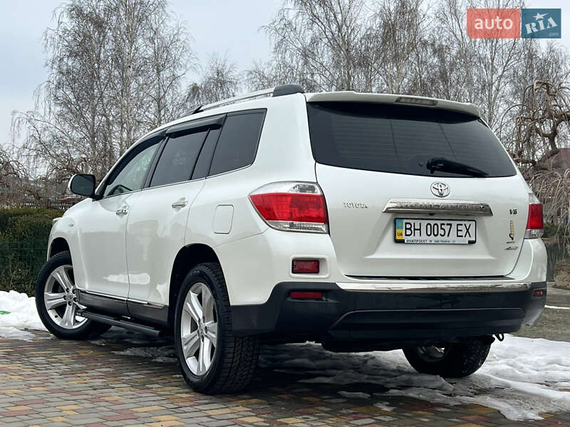 Toyota Highlander 2011