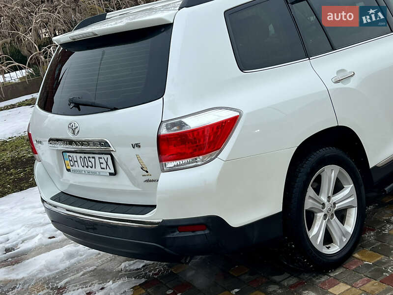 Toyota Highlander 2011