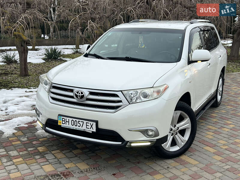 Toyota Highlander 2011