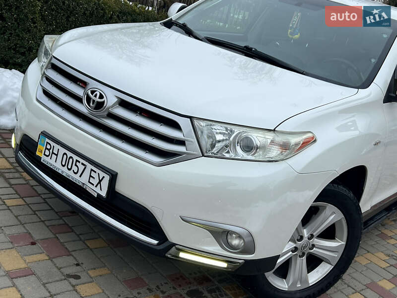 Toyota Highlander 2011