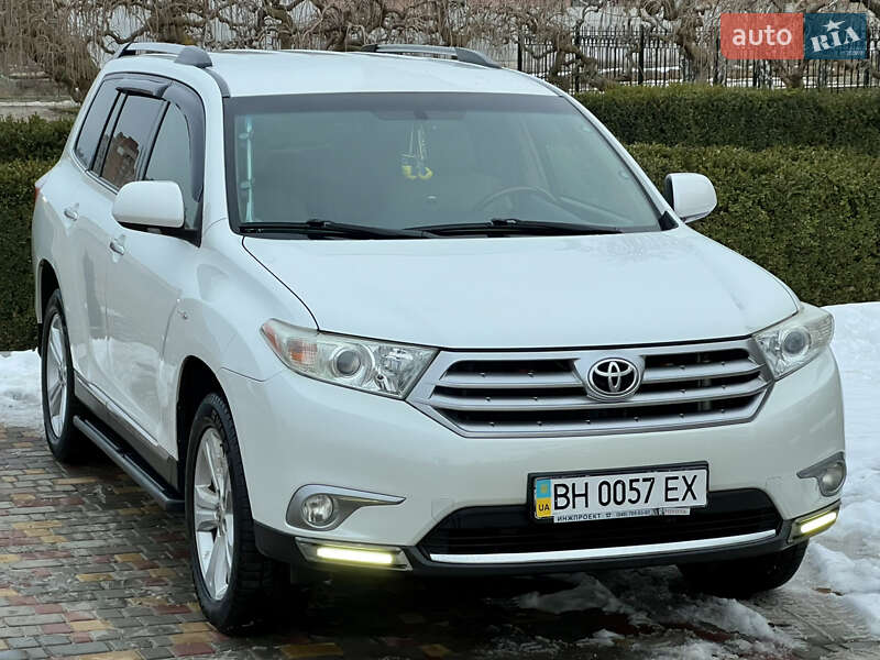 Toyota Highlander 2011