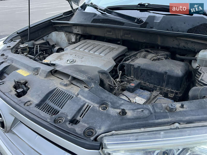 Toyota Highlander 2011