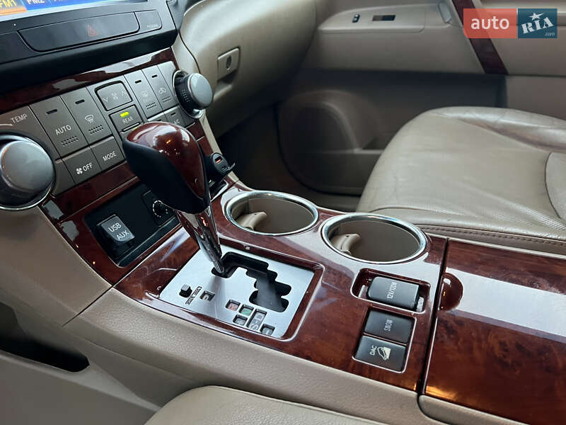 Toyota Highlander 2011