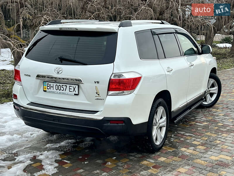 Toyota Highlander 2011