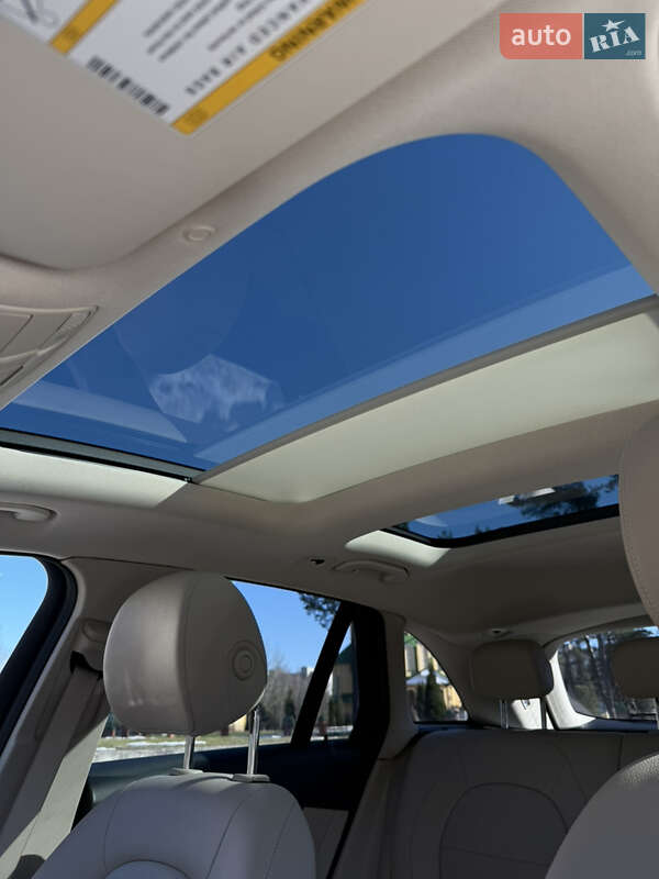 Mercedes-Benz GLC-Class 2020