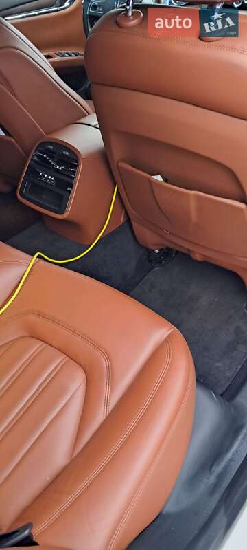 Maserati Quattroporte 2017