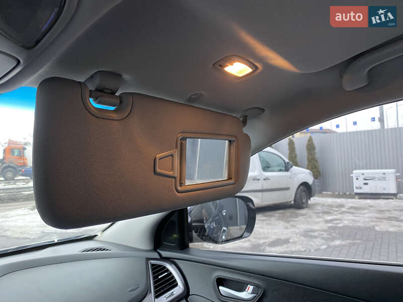 Hyundai Santa FE 2013