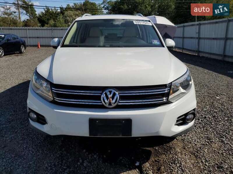 Volkswagen Tiguan 2015