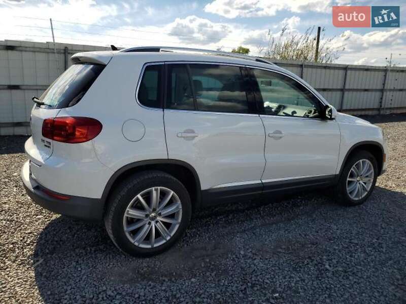 Volkswagen Tiguan 2015