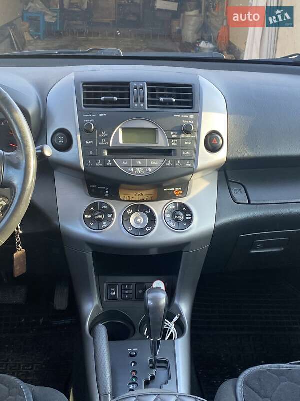 Toyota RAV4 2008