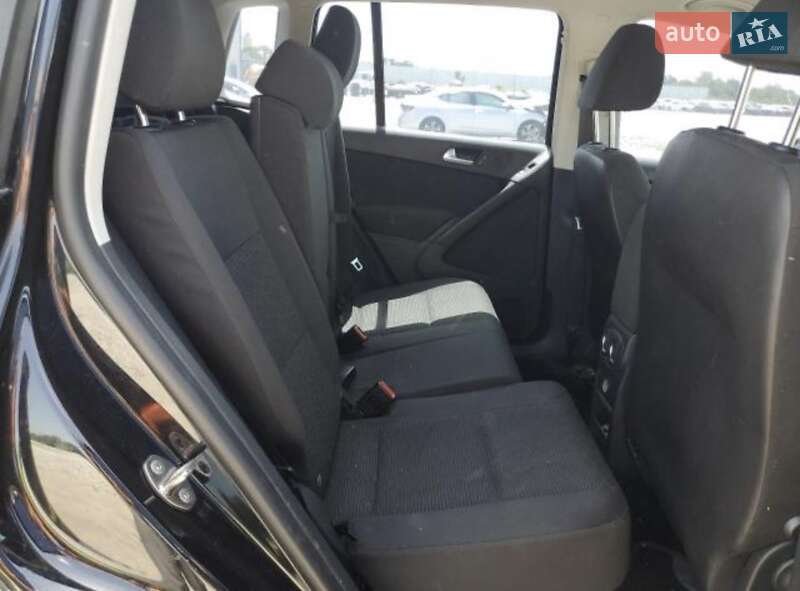 Volkswagen Tiguan 2015