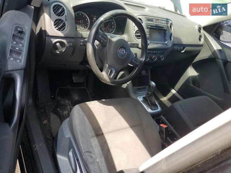 Volkswagen Tiguan 2015