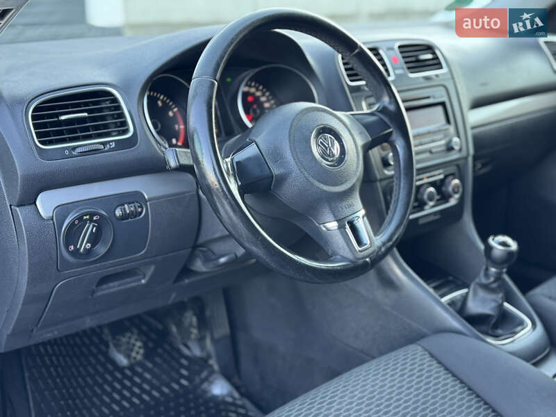 Volkswagen Golf 2010