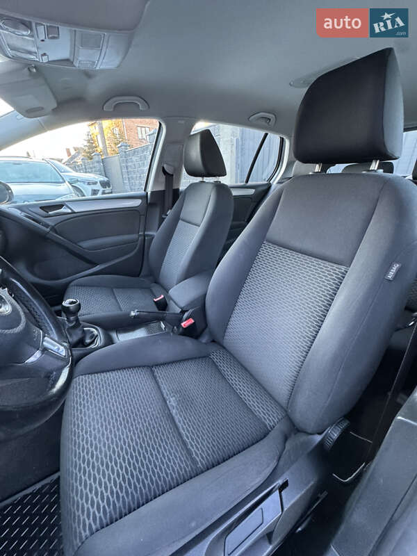 Volkswagen Golf 2010