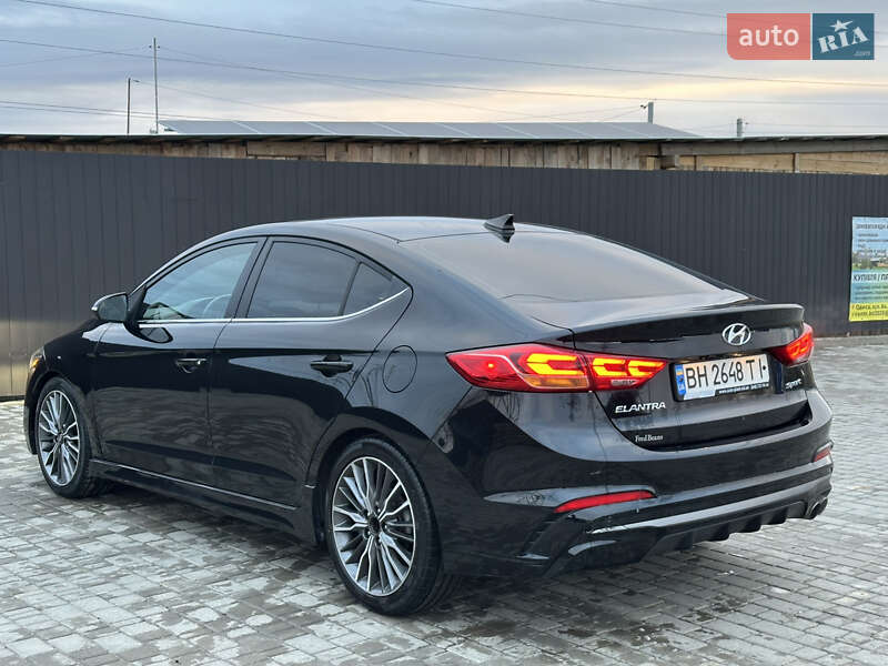 Hyundai Elantra 2018