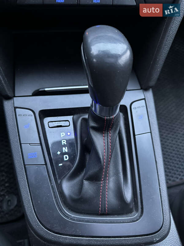 Hyundai Elantra 2018