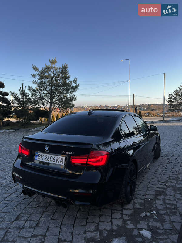 BMW 3 Series 2016