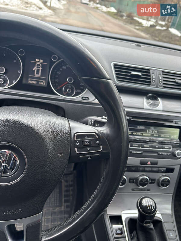 Volkswagen Passat 2013