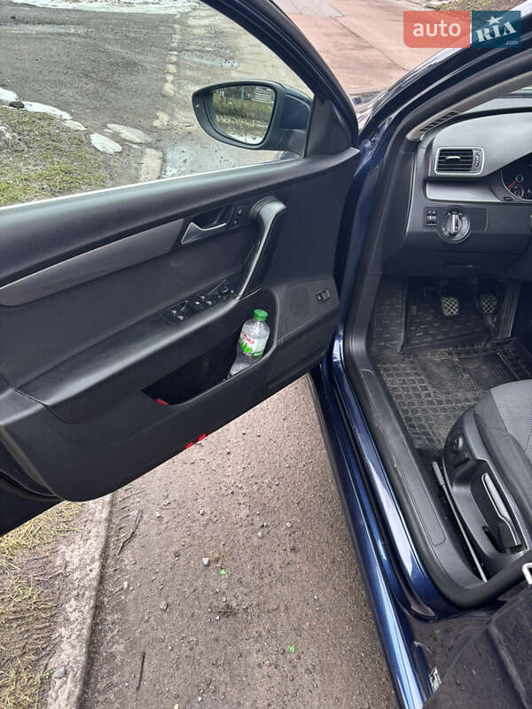 Volkswagen Passat 2013