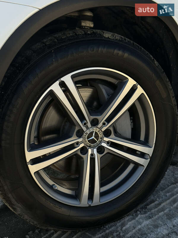 Mercedes-Benz GLC-Class 2020