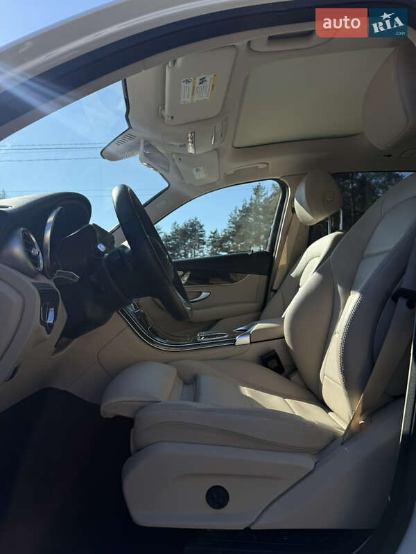 Mercedes-Benz GLC-Class 2020