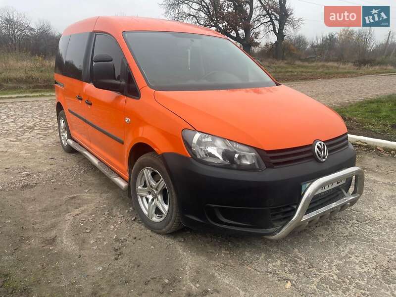 Volkswagen Caddy 2011