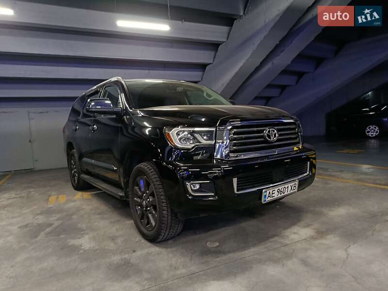 Toyota Sequoia 2018