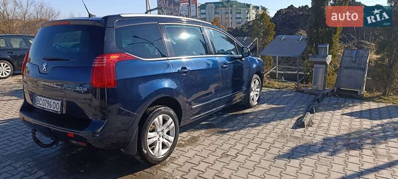 Peugeot 5008 2010