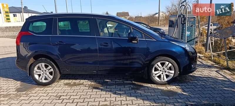 Peugeot 5008 2010