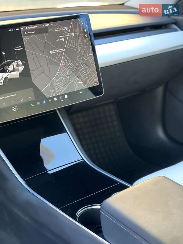 Tesla Model 3 2018