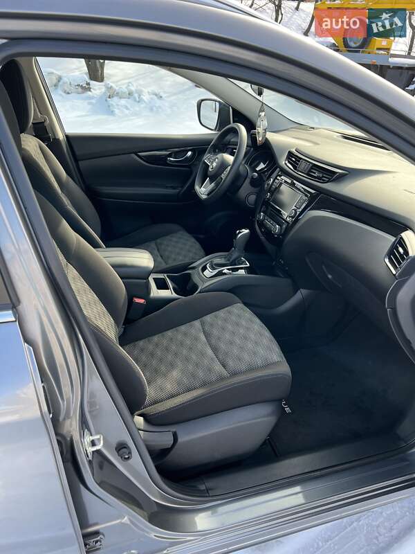 Nissan Rogue Sport 2019